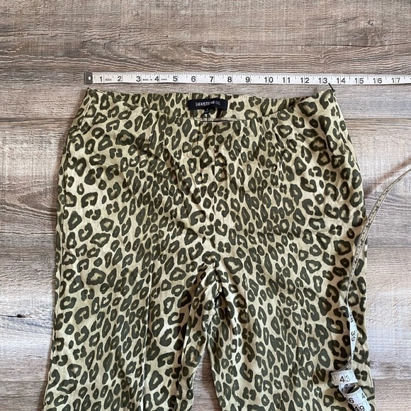 Lafayette 148 Green Animal Print Leopard Side Zip Split Hem Pants 2 - Picture 7 of 9